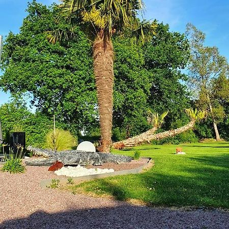 Le Coup De Foudre Bed & Breakfast Le Molay-Littry Exterior foto