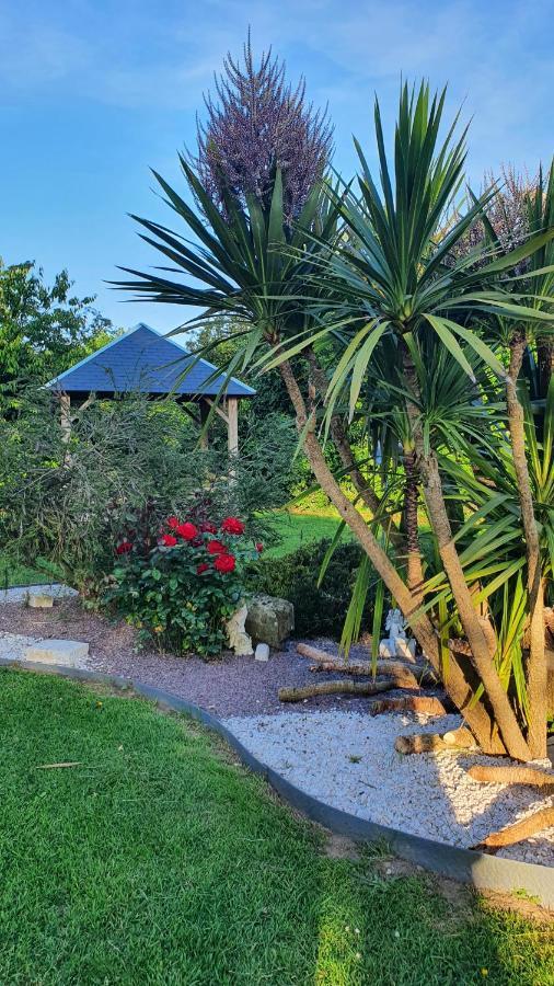 Le Coup De Foudre Bed & Breakfast Le Molay-Littry Exterior foto